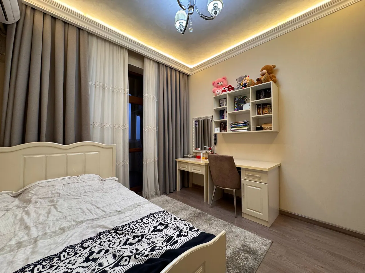 Sotiladi 3 xonali kvartira, 106 m², 6/9 qavat — Yashnobod tumani