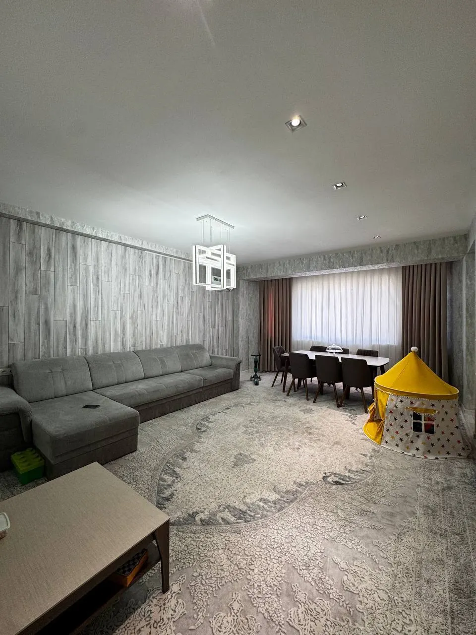 Продаётся 5-комнатная квартира, 192 м², 7/7 этаж — Юнусабадский район