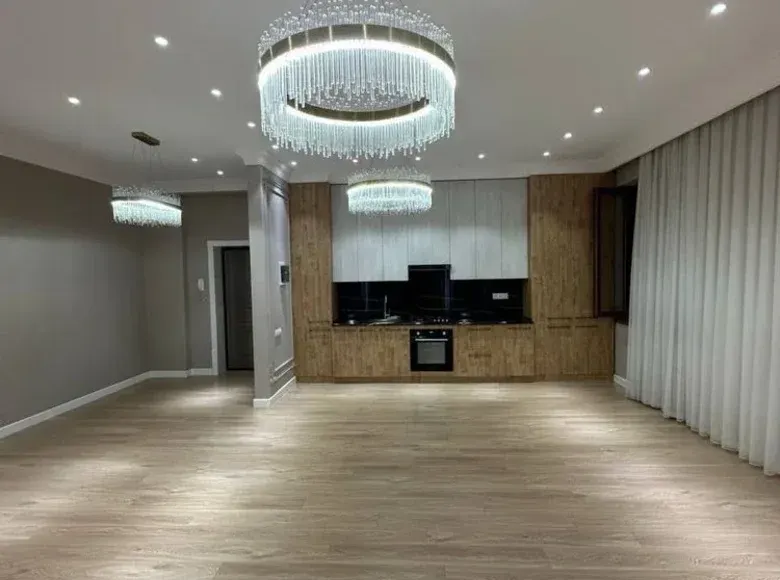 Sotiladi 2 xonali kvartira, 64 m², 1/8 qavat — Shayxontohur tumani