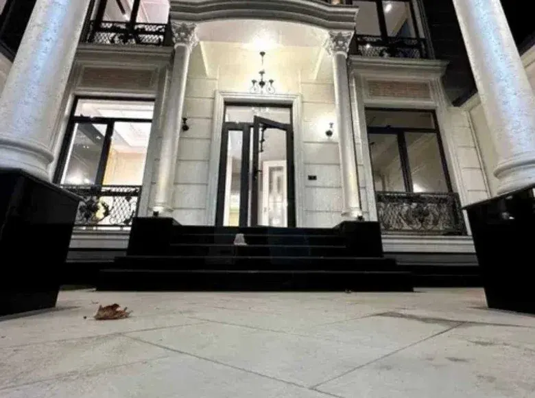 Продаётся 8-комнатный дом, 3.6 сот., 250 м² — Мирзо-Улугбекский район
