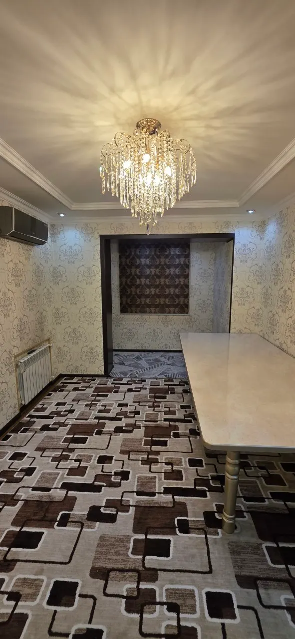 Sotiladi 2 xonali kvartira, 50 m², 1/4 qavat — Chilonzor tumani