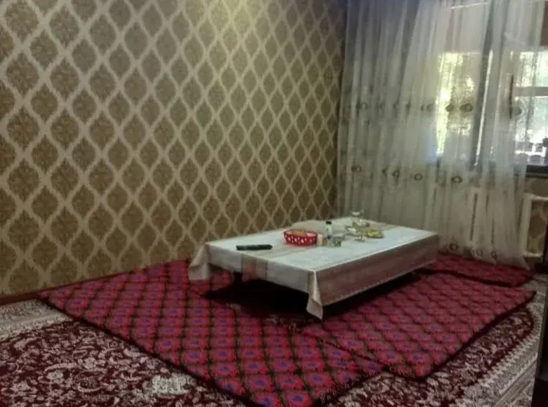Sotiladi 3 xonali kvartira, 70 m², 1/4 qavat — Chilonzor tumani