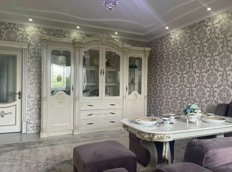 Kunlik ijaraga 3 xonali kvartira, 65 m², 6/9 qavat — Shayxontohur tumani