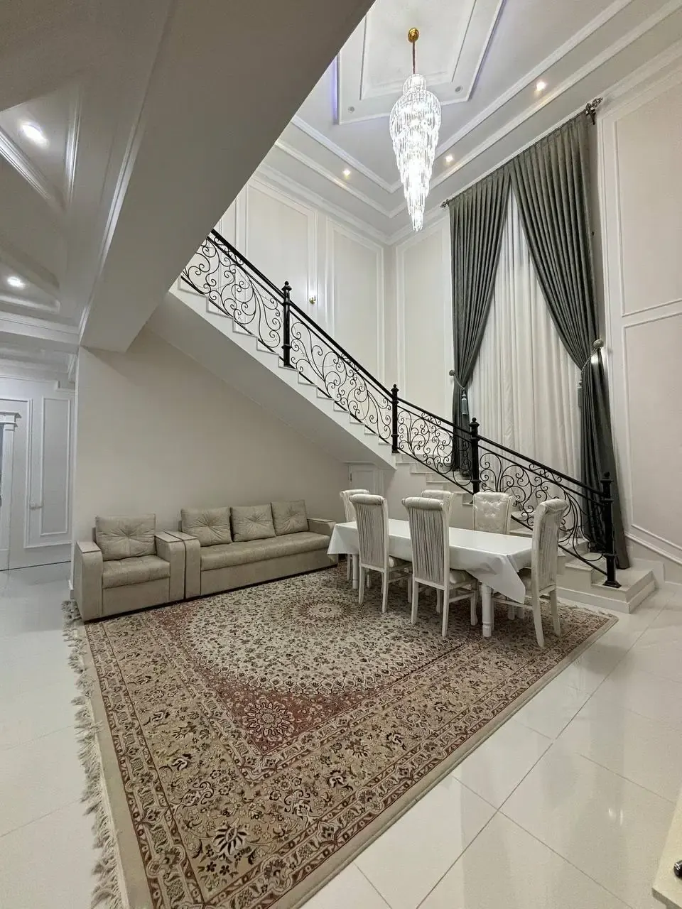 Ижарага берилади дала ҳовли, 6 сотих, 300 м², 2 қаватли — Мирзо Улуғбек тумани