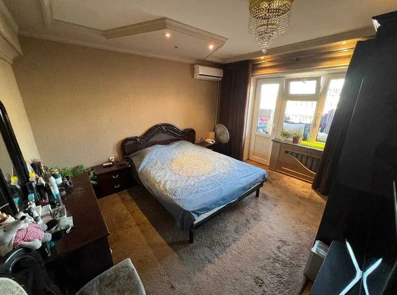 Сотилади 3 хонали квартира, 90 м², 6/6 қават — Мирзо Улуғбек тумани