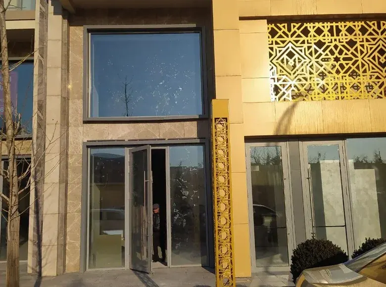 Сотилади тижорат биноси, 600 м², 1/1 қават — Миробод тумани