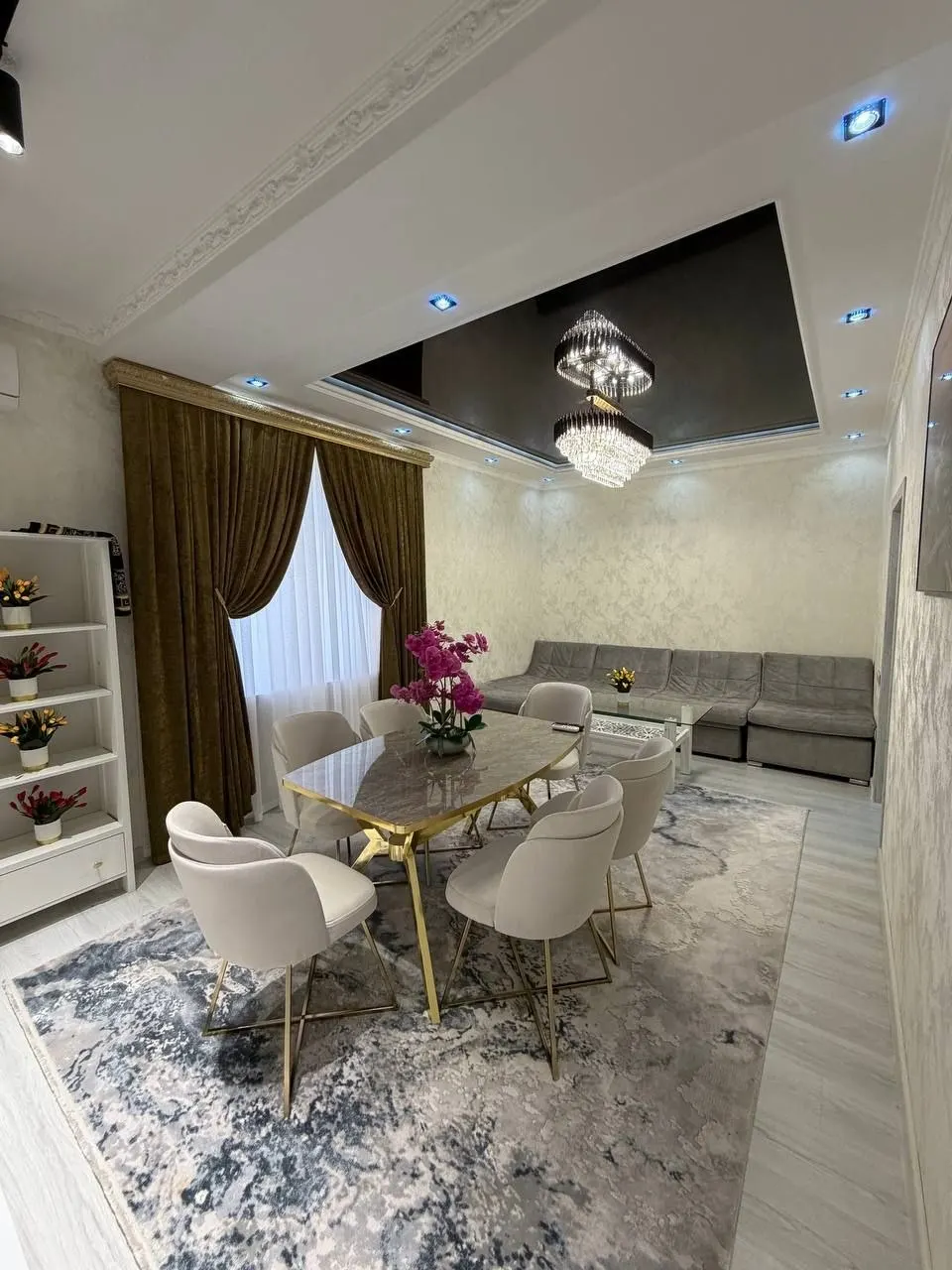 Сотилади 4 хонали квартира, 110 м², 4/8 қават — Мирзо Улуғбек тумани