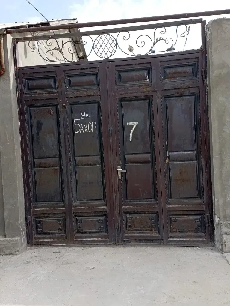 Сотилади 4 хонали дала ҳовли, 4 сотих, 86 м² — Қибрай тумани