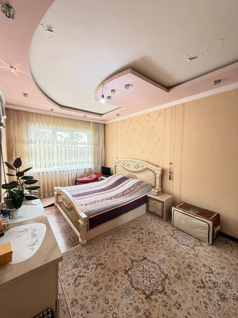 Продаётся 3-комнатная квартира, 72 м², 3/5 этаж — Юнусабадский район