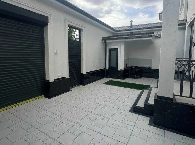 Sotiladi 7 xonali hovli uy, 1.5 sotix, 335 m² — Sergeli tumani