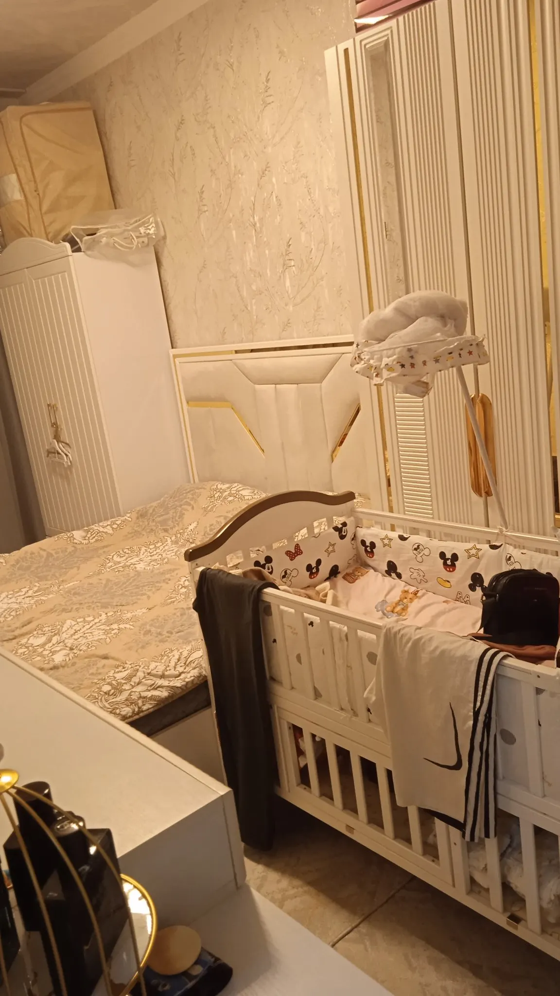 Sotiladi 4 xonali kvartira, 80 m², 3/4 qavat — Mirobod tumani