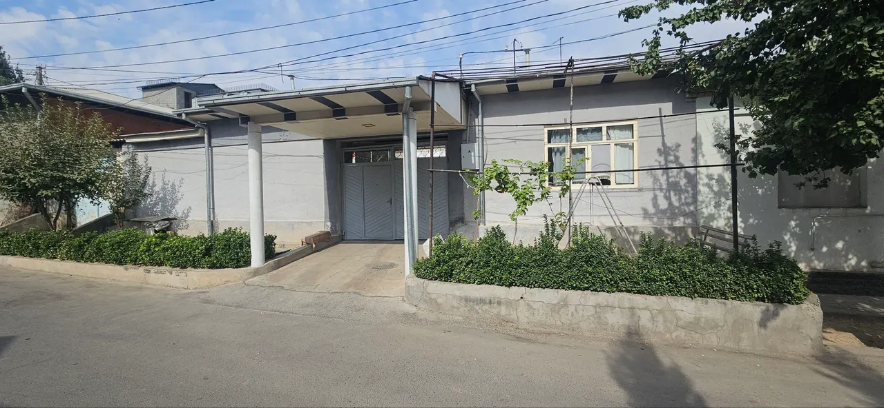 Продаётся 7-комнатный дом, 2,1 сот., 2 этажа — Чиланзарский район
