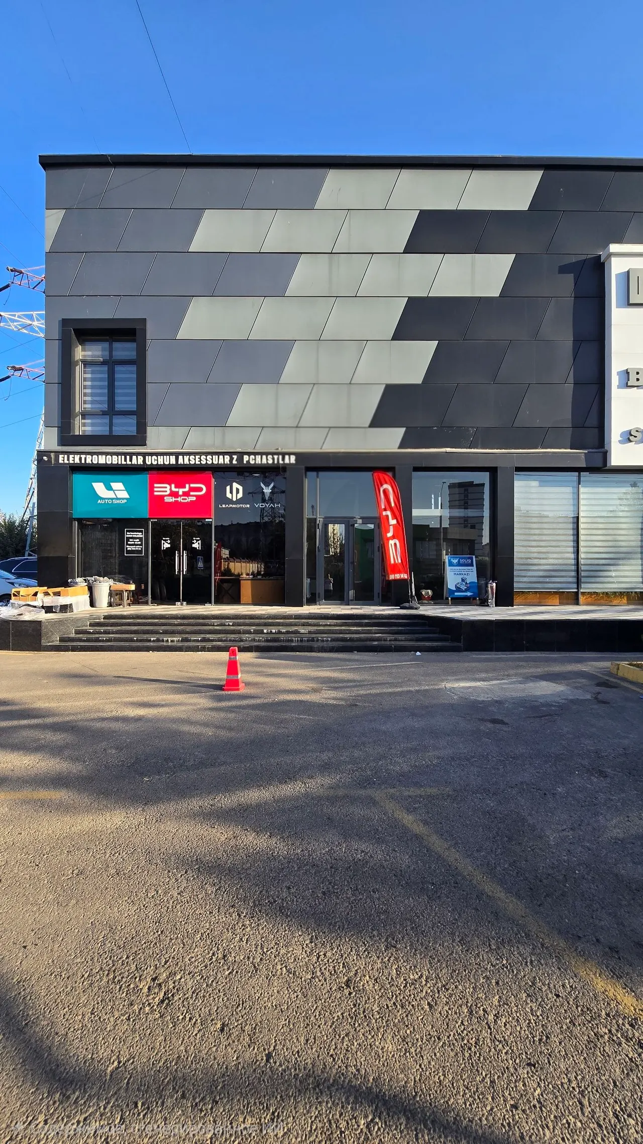 Ijaraga beriladi tijorat binosi, 60 m² — Yakkasaroy tumani