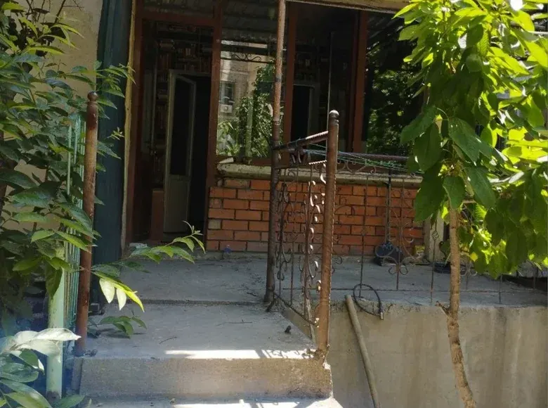 Сотилади 1 хонали квартира, 38 м², 1/5 қават — Чилонзор тумани