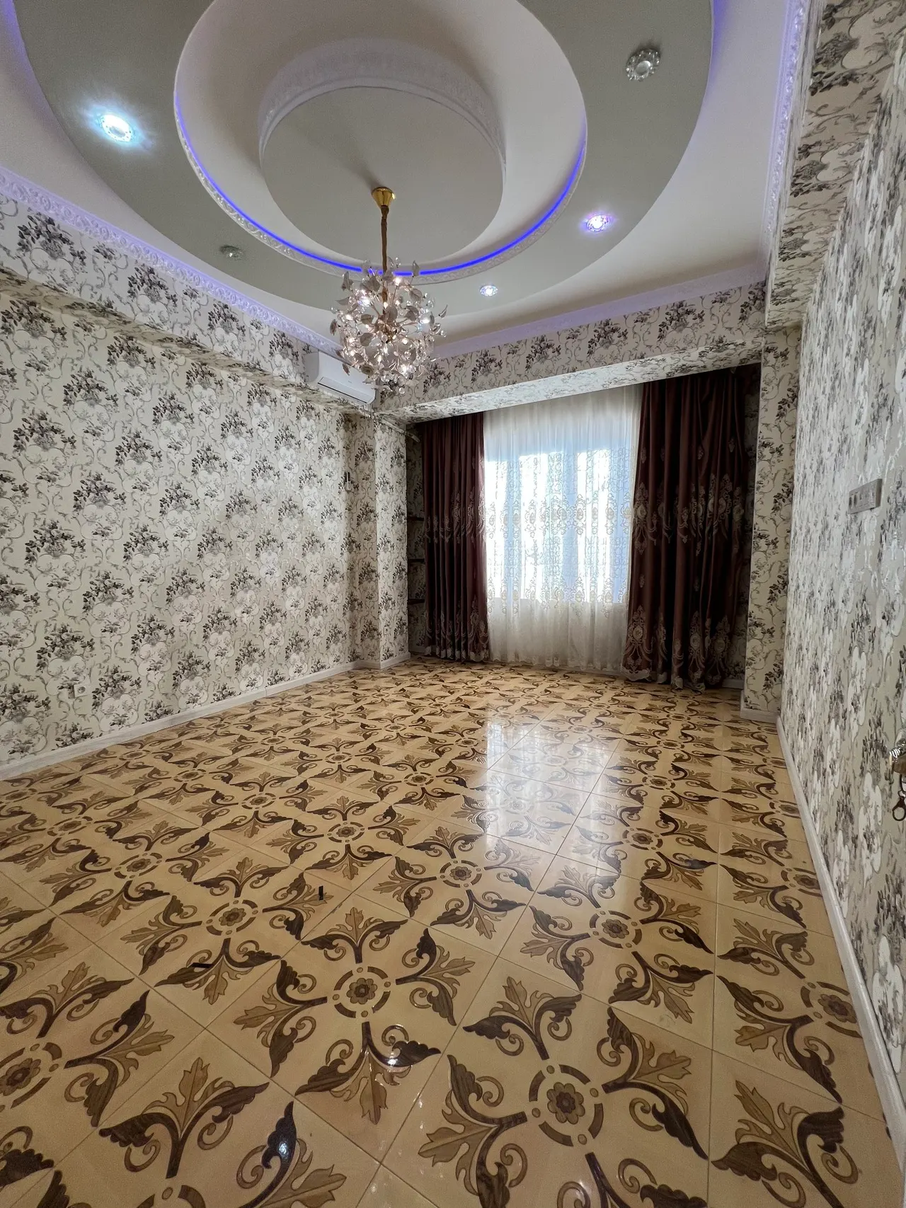 Сотилади 4 хонали квартира, 105 м², 4/6 қават — Чилонзор тумани