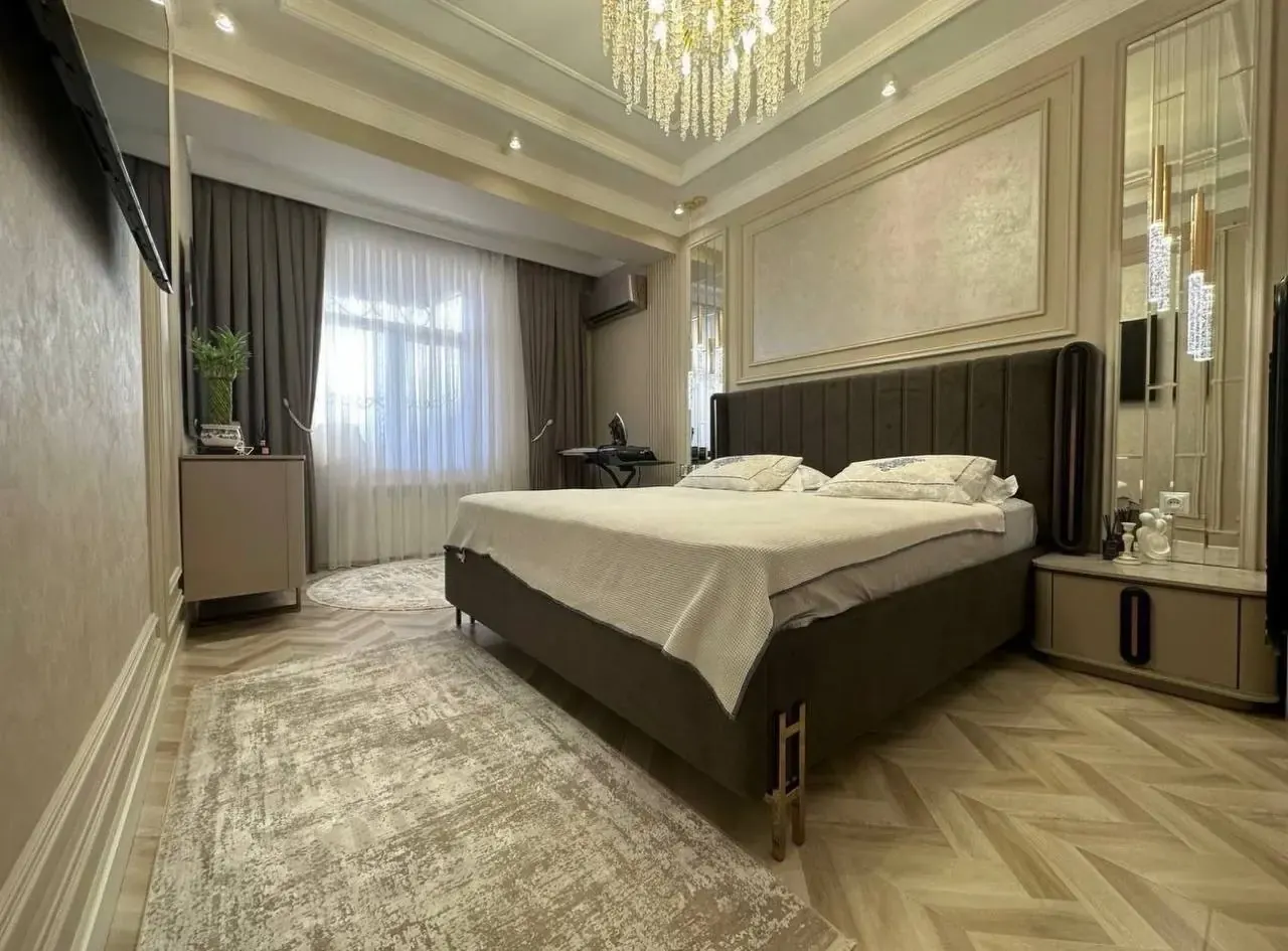 Ижарага берилади 4 хонали квартира, 150 м², 6/8 қават — Миробод тумани