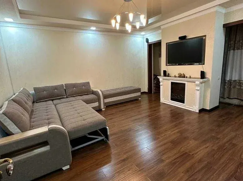 Sotiladi 2 xonali kvartira, 58 m², 1/9 qavat — Yunusobod tumani
