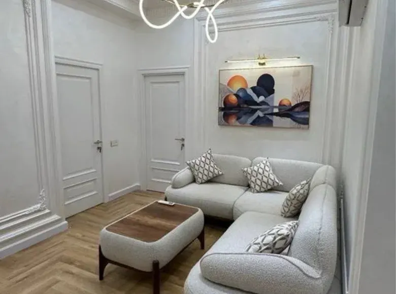 Sotiladi 3 xonali kvartira, 71 m², 6/15 qavat — Yakkasaroy tumani