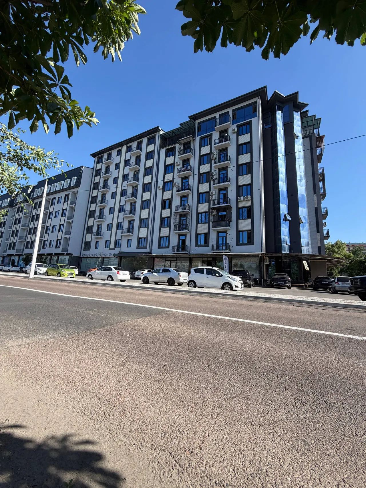 Сотилади 3 хонали квартира, 100 м², 3/8 қават — Олмазор тумани
