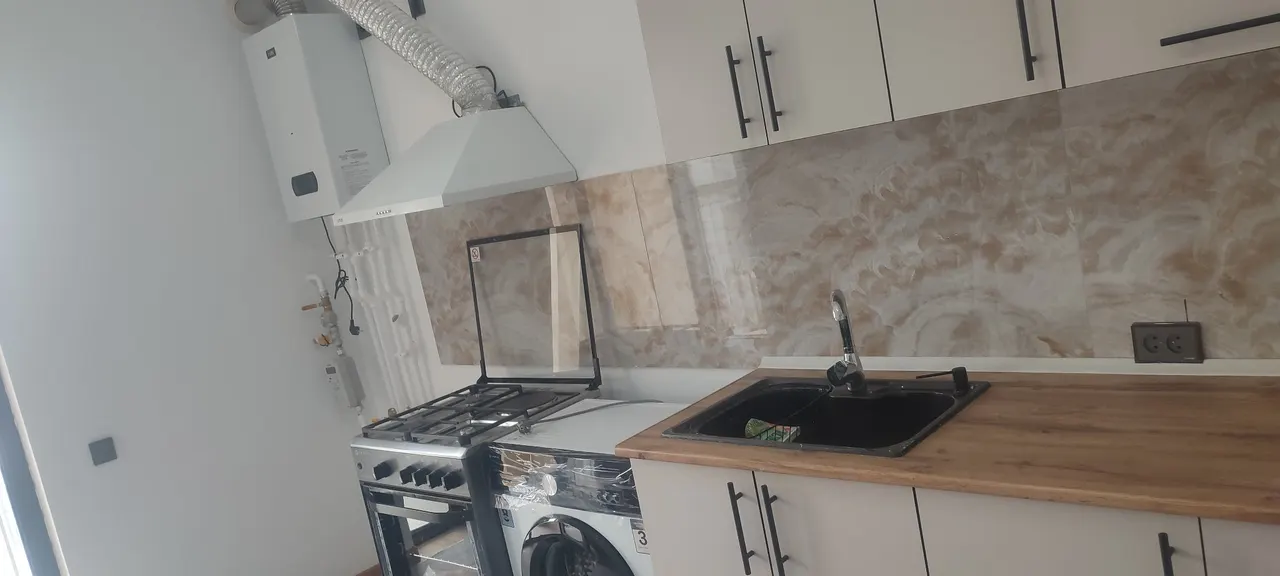 Сдаётся 1-комнатная квартира, 45 м², 5/5 этаж — Сергелийский район