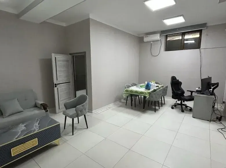 Сдаётся коммерческое помещение, 50 м², 1/9 этаж — Мирзо-Улугбекский район
