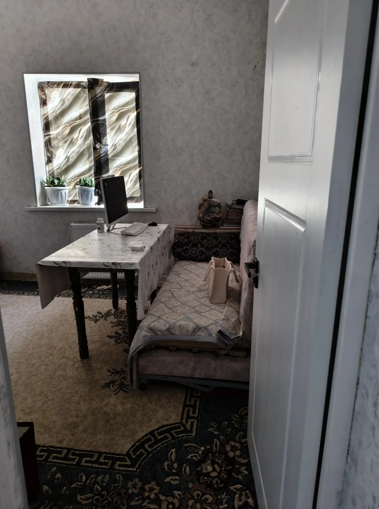 Сотилади 1 хонали квартира, 30 м², 1/2 қават — Яшнобод тумани