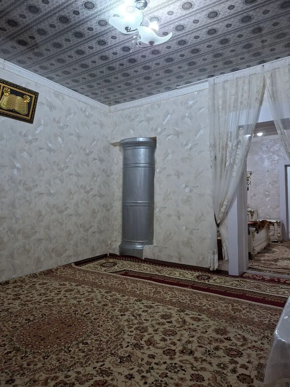 Sotiladi 3 xonali hovli uy, 1,4 sotix, 1 qavatli — Yakkasaroy tumani