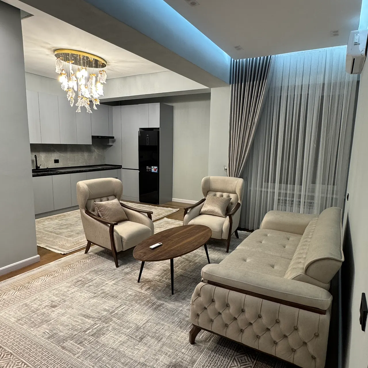 Продаётся 2-комнатная квартира, 53 м², 4/4 этаж — Юнусабадский район