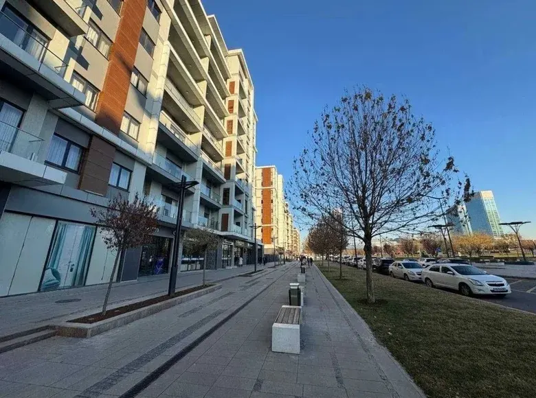 Продаётся коммерческое помещение, 1500 м² — Шайхантахурский район