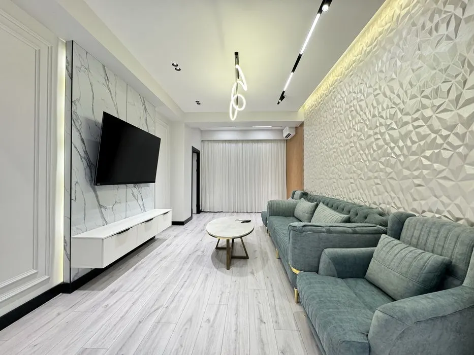 Ижарага берилади 2 хонали квартира, 90 м², 2/4 қават — Миробод тумани