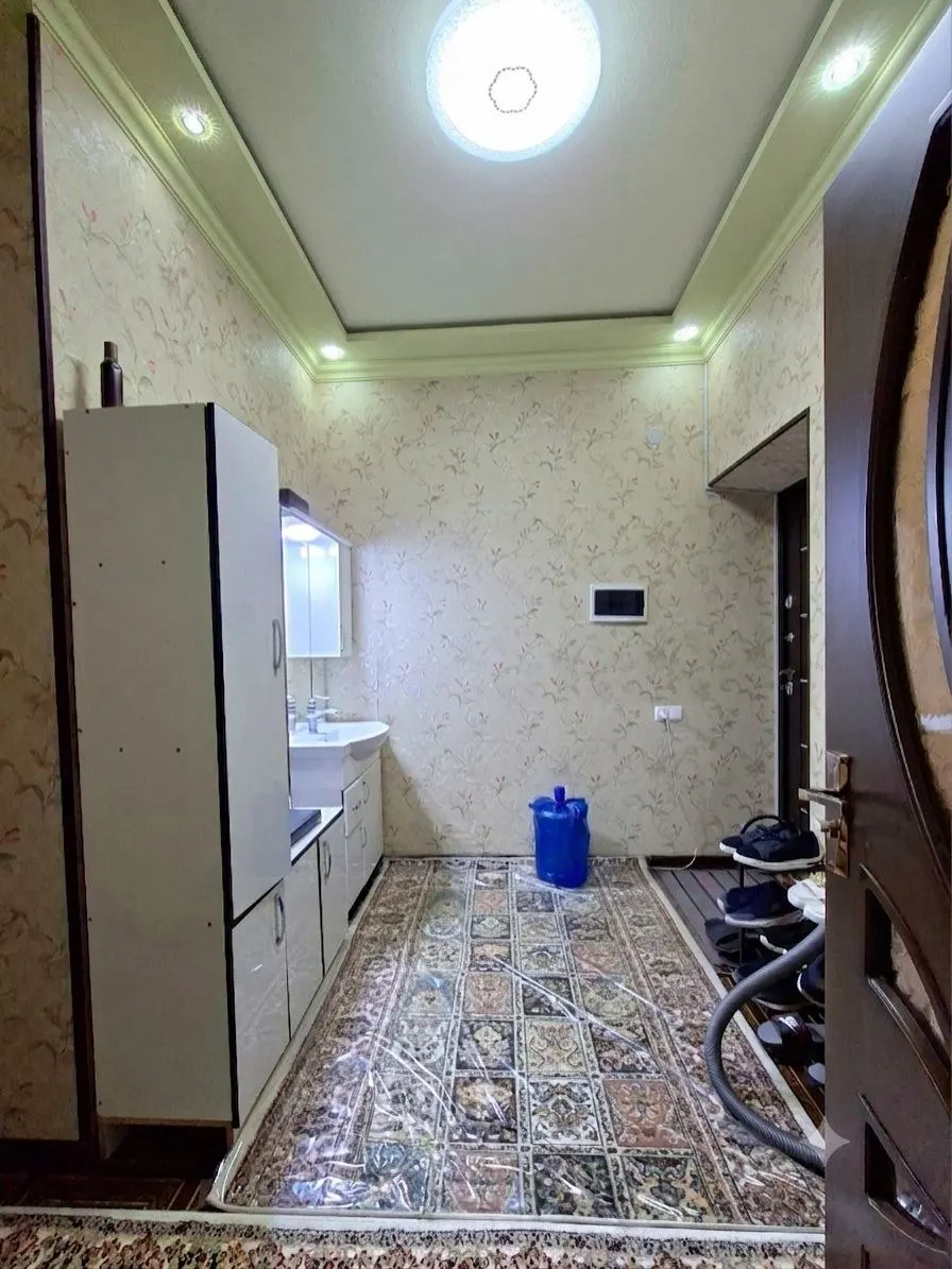 Сотилади 2 хонали квартира, 75 м², 4/4 қават — Қарши шаҳри