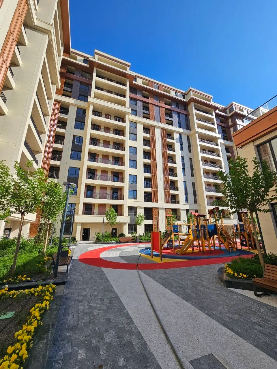 Sotiladi 2 xonali kvartira, 66 m², 8/10 qavat — Yakkasaroy tumani