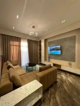 Сдаётся 3-комнатная квартира, 115 м², 6/7 этаж — Шайхантахурский район
