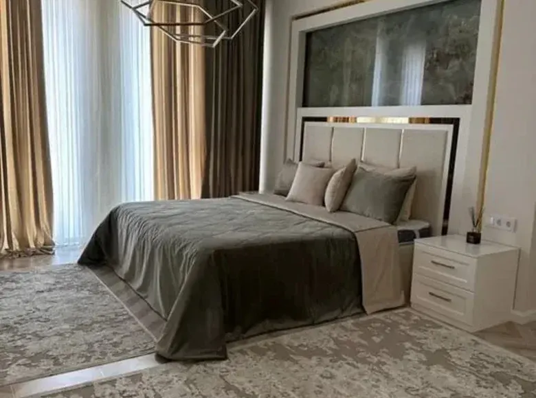 Сдаётся 3-комнатная квартира, 95 м², 4/7 этаж — Яккасарайский район