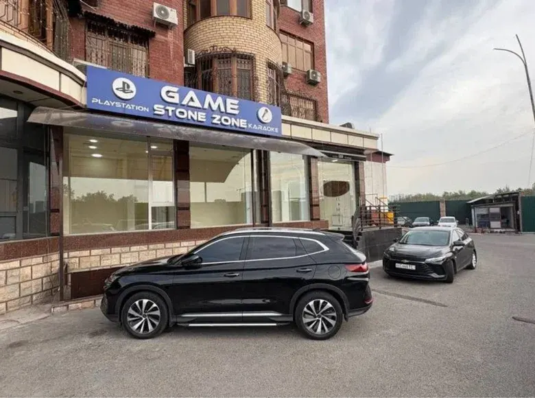 Сотилади тижорат биноси, 298 м² — Юнусобод тумани