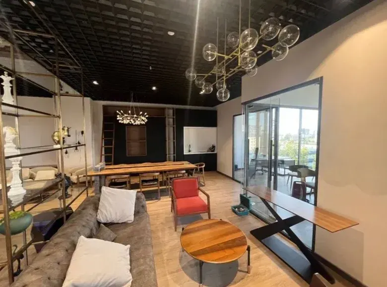 Сдаётся коммерческое помещение, 140 м², 3/4 этаж — Яккасарайский район