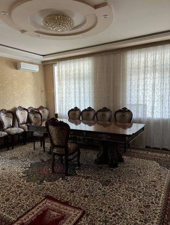 Сдаётся 3-комнатная квартира, 90 м², 2/9 этаж — Юнусабадский район