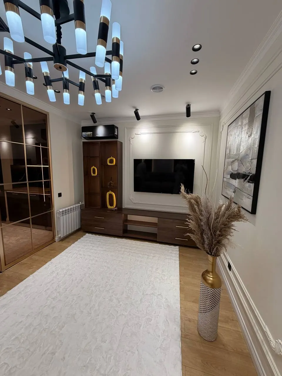 Продаётся 4-комнатная квартира, 78 м², 7/9 этаж — Мирабадский район