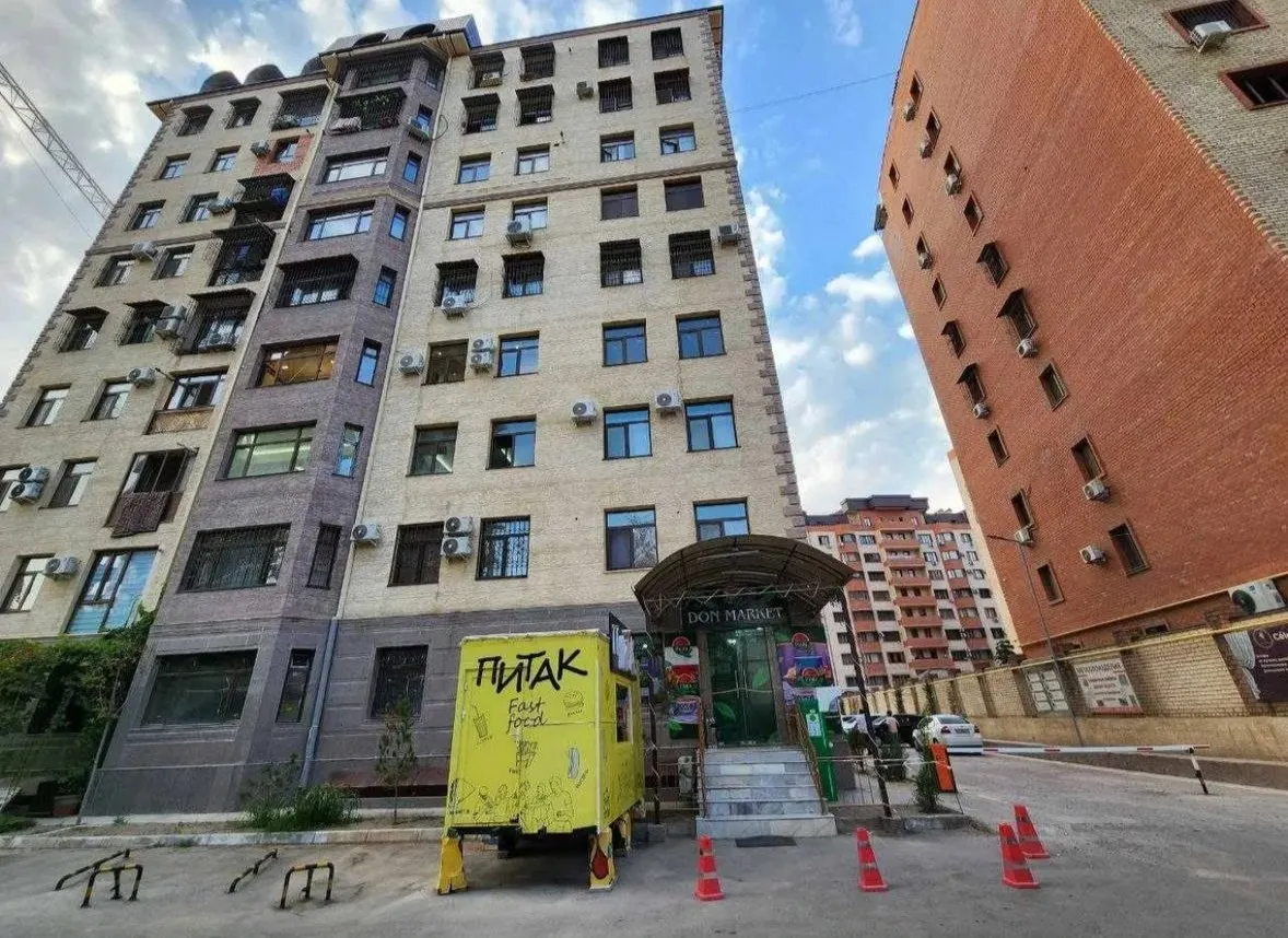 Сотилади 3 хонали квартира, 140 м², 1/9 қават — Яккасарой тумани
