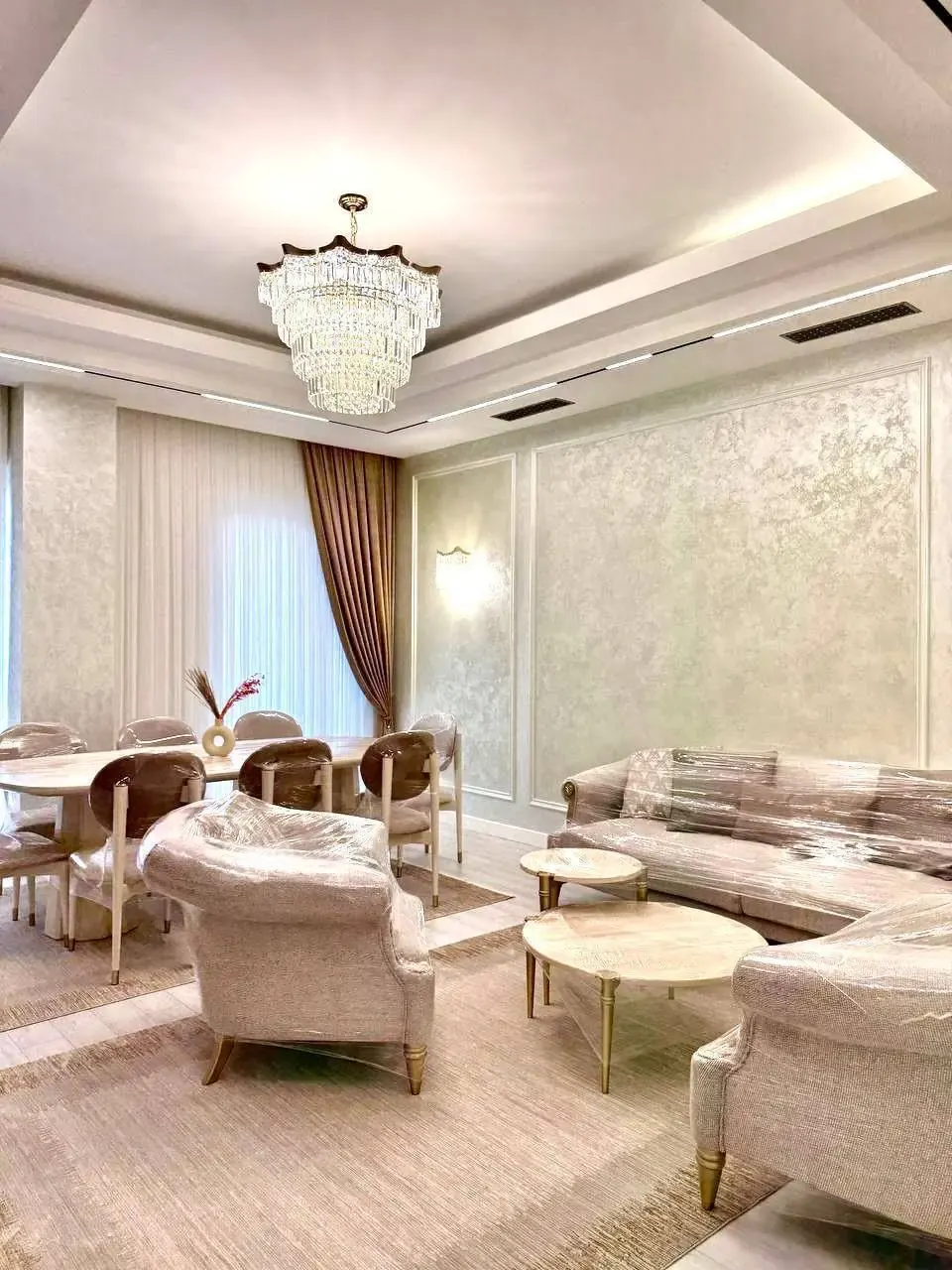 Сотилади 4 хонали квартира, 125 м², 3/7 қават — Миробод тумани