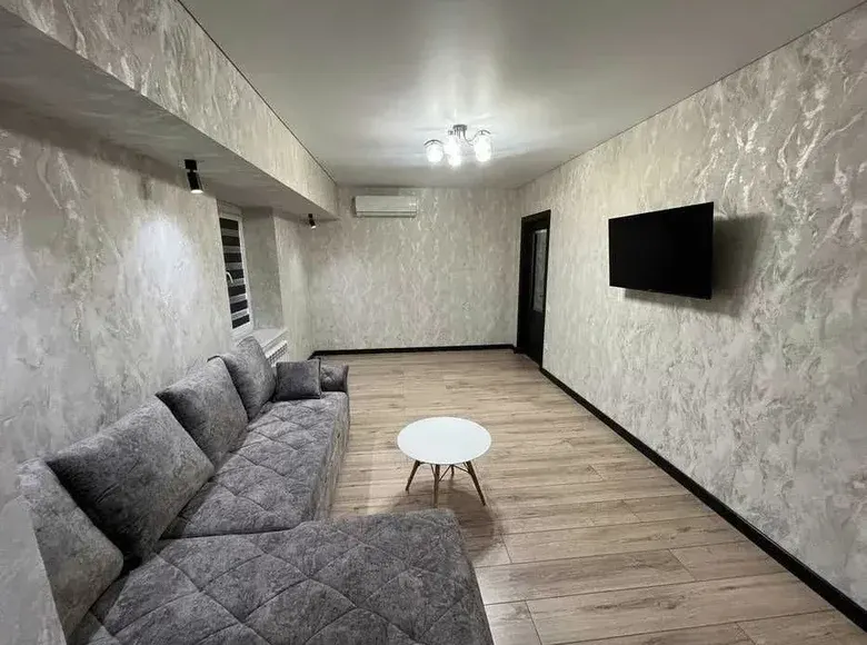 Сдаётся 2-комнатная квартира, 55 м², 3/4 этаж — Юнусабадский район