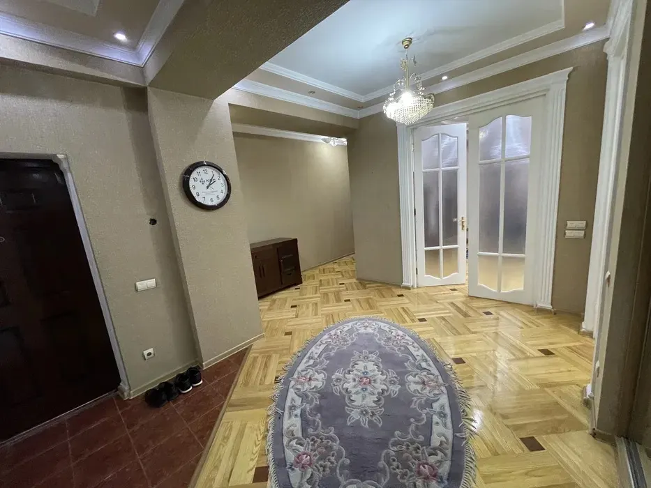Ижарага берилади 6 хонали квартира, 270 м², 6/7 қават — Шайхонтоҳур тумани