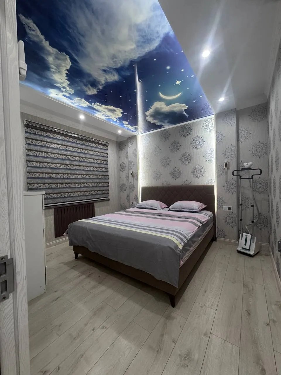 Сдаётся 4-комнатная квартира, 120 м², 3/10 этаж — Юнусабадский район
