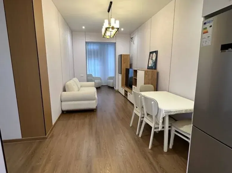 Sotiladi 3 xonali kvartira, 80 m², 6/9 qavat — Yunusobod tumani