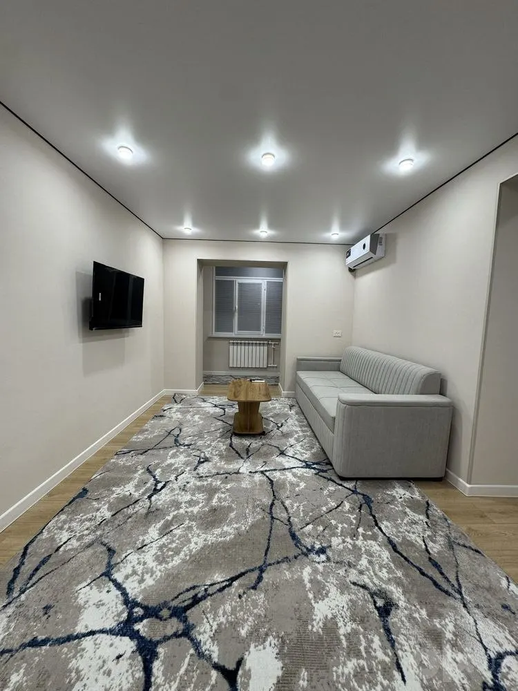 Сдаётся 2-комнатная квартира, 55 м², 2/5 этаж — Шайхантахурский район