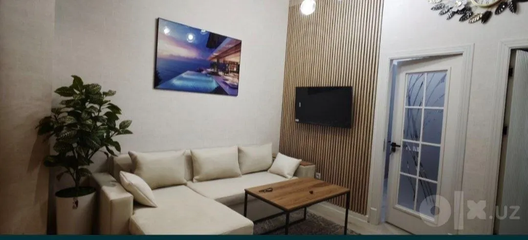 Сдаётся 2-комнатная квартира, 55 м², 8/9 этаж — Шайхантахурский район