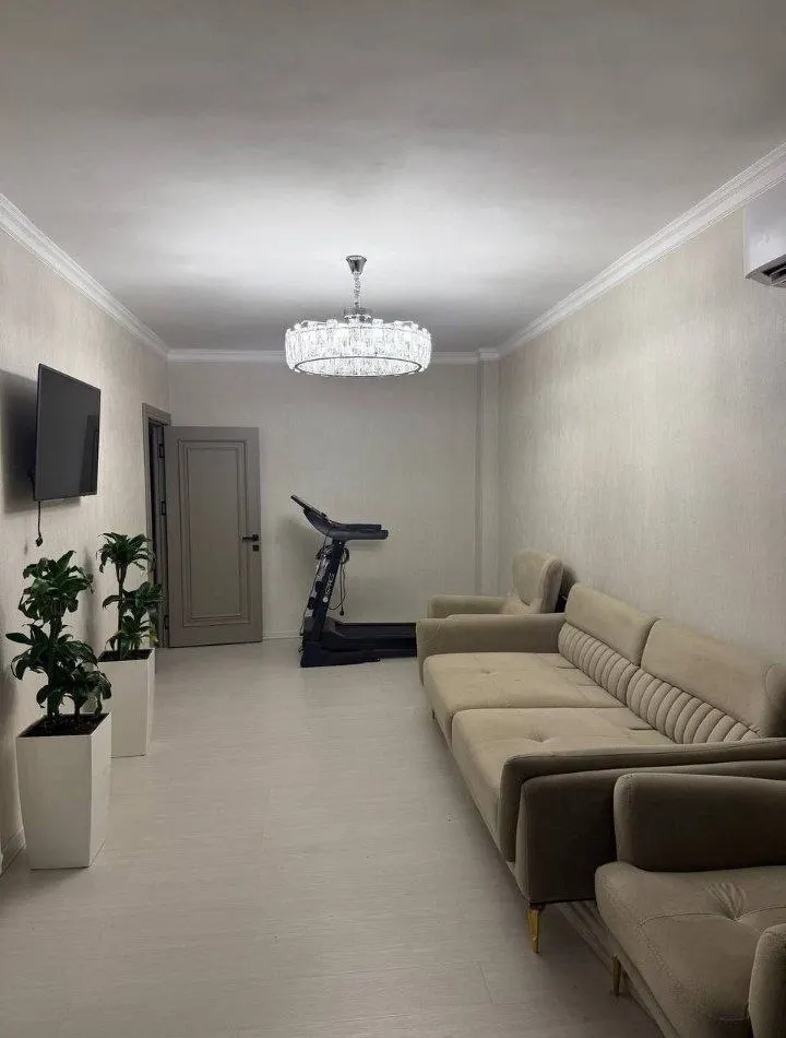 Sotiladi 2 xonali kvartira, 70 m², 2/4 qavat — Yunusobod tumani