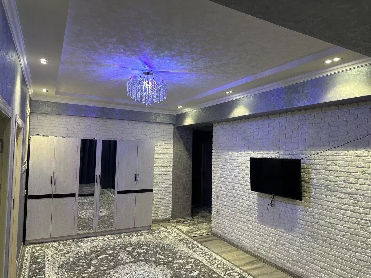 Сотилади 3 хонали квартира, 70 м², 5/9 қават — Юнусобод тумани