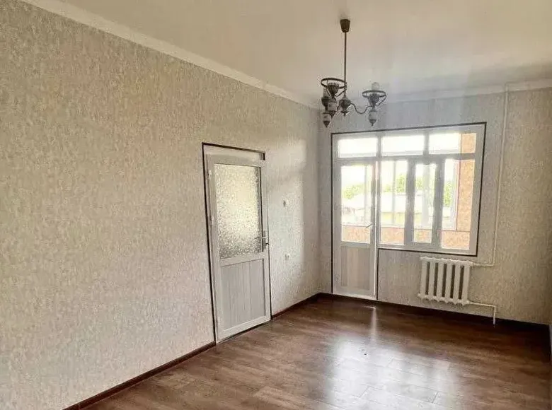 Сотилади 2 хонали квартира, 38 м², 2/4 қават — Юнусобод тумани