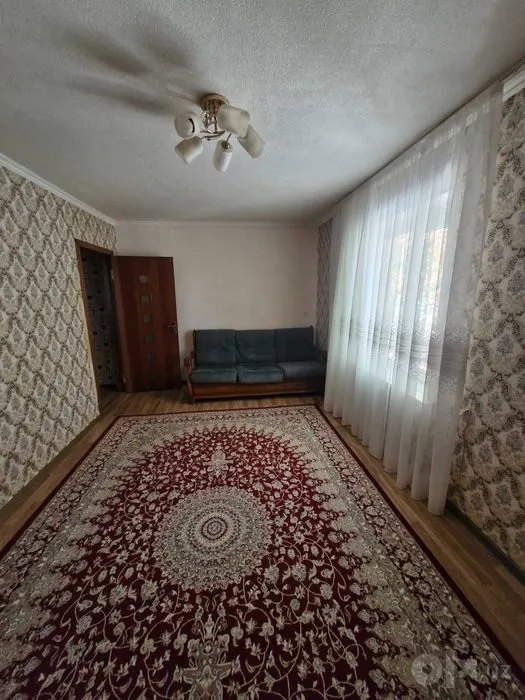 Продаётся 1-комнатная квартира, 40 м², 2/4 этаж — Самарканд